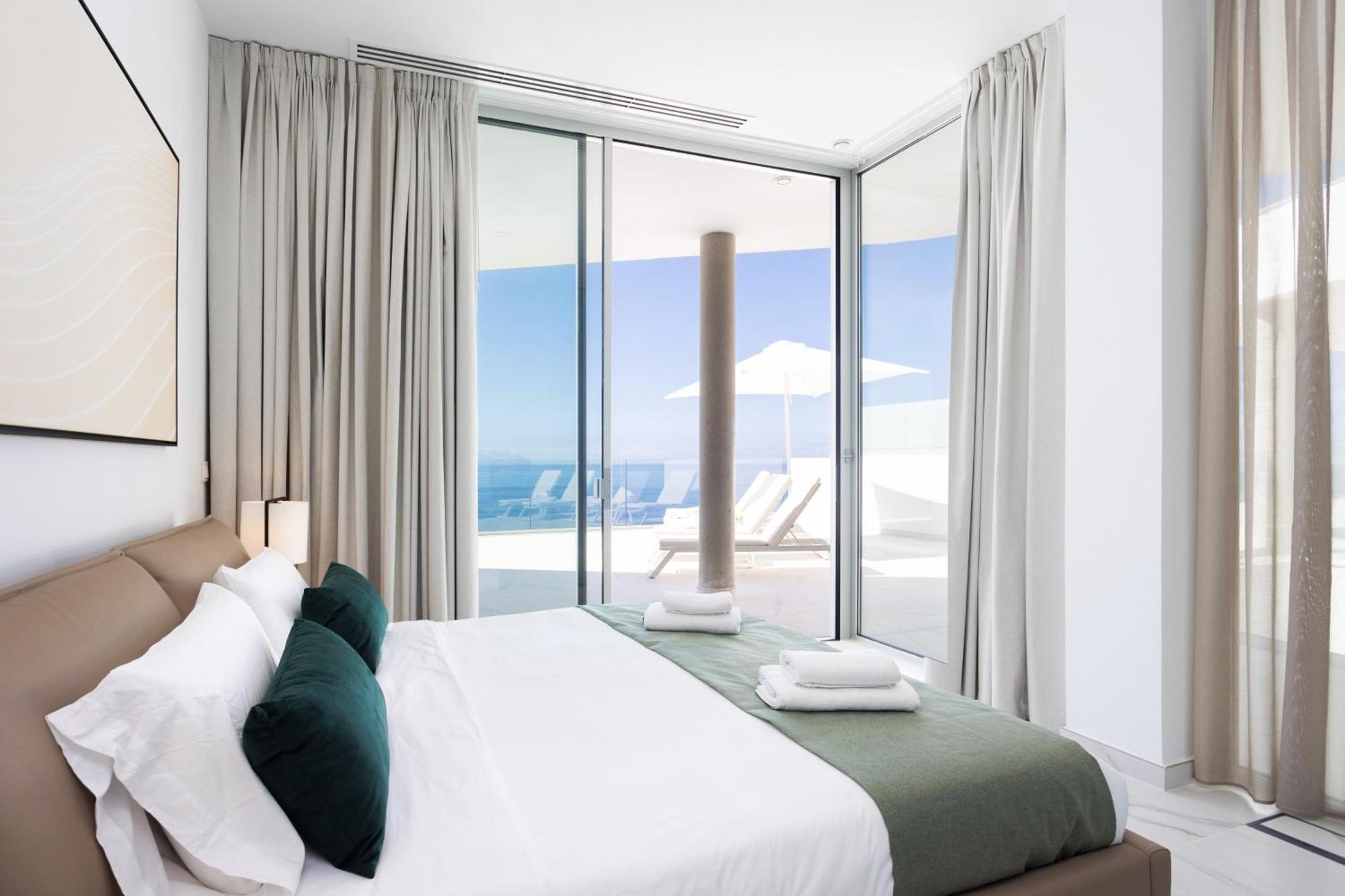 Crystal I Luxury Apartments By Enjoyahome Acantilado de los Gigantes Екстериор снимка