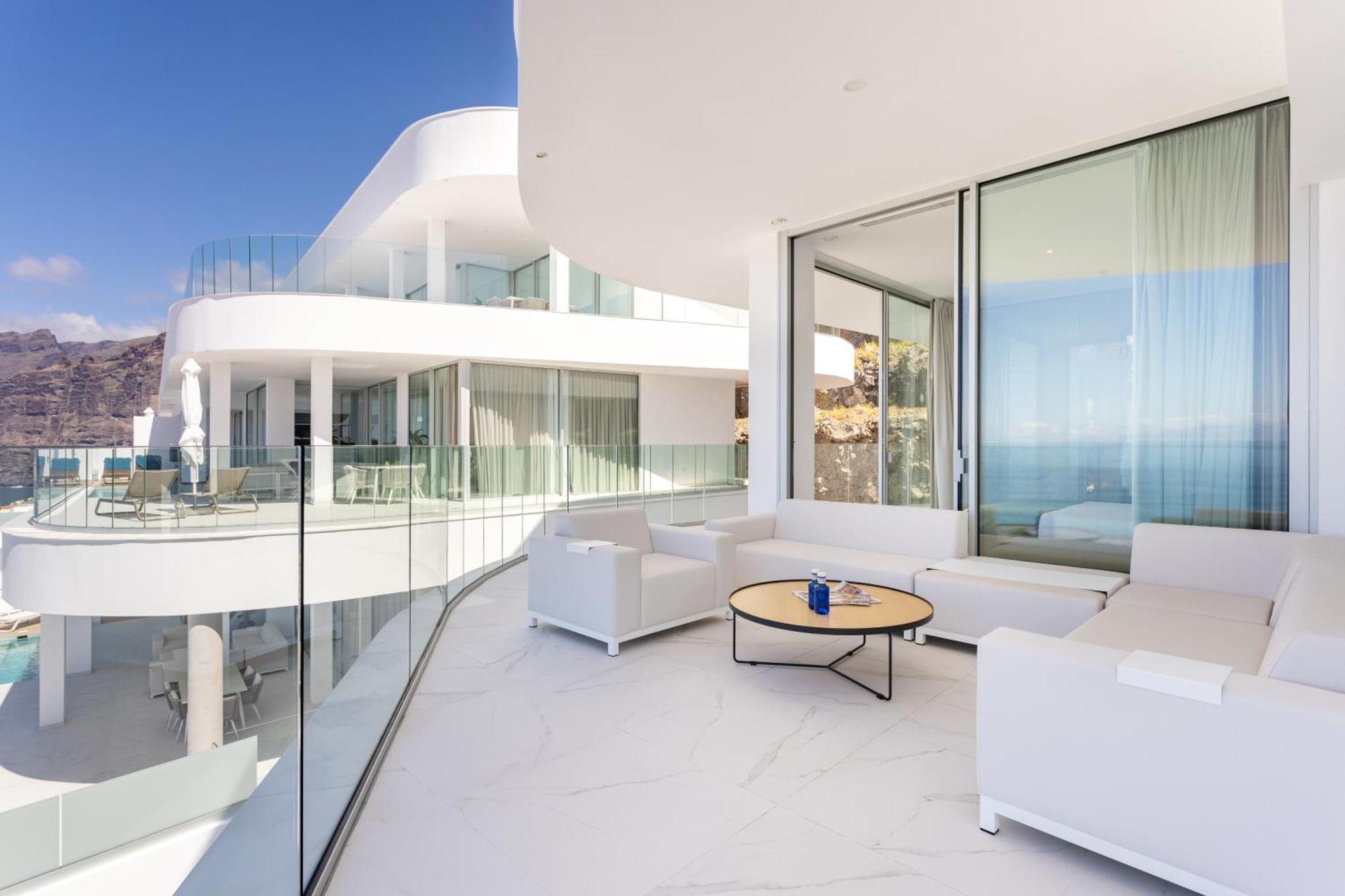 Crystal I Luxury Apartments By Enjoyahome Acantilado de los Gigantes Екстериор снимка
