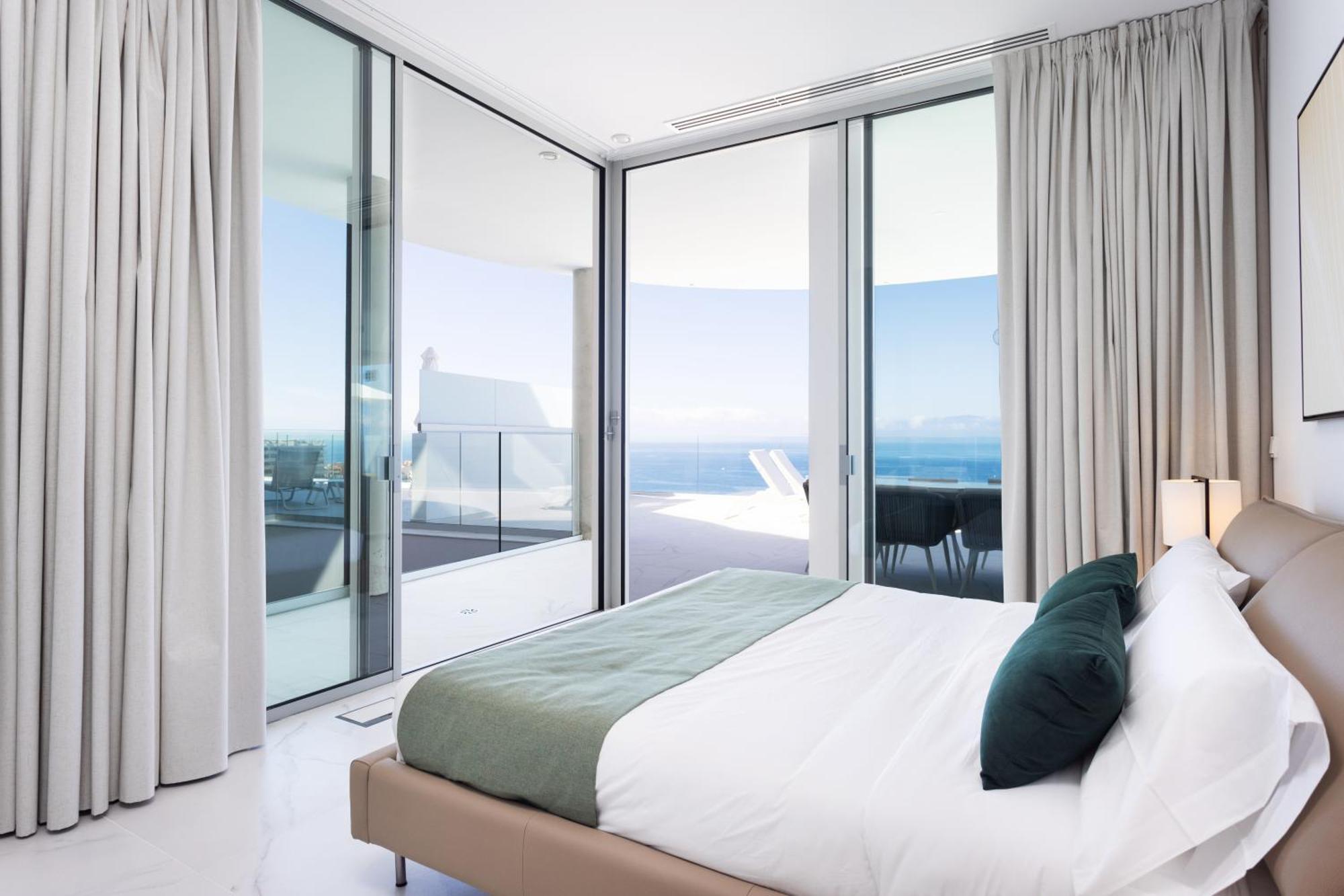 Crystal I Luxury Apartments By Enjoyahome Acantilado de los Gigantes Екстериор снимка